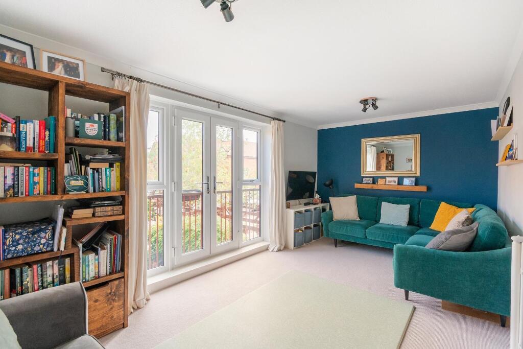 4W0CSI - Sitting Room B.jpg