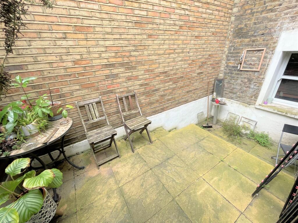 Photo 13