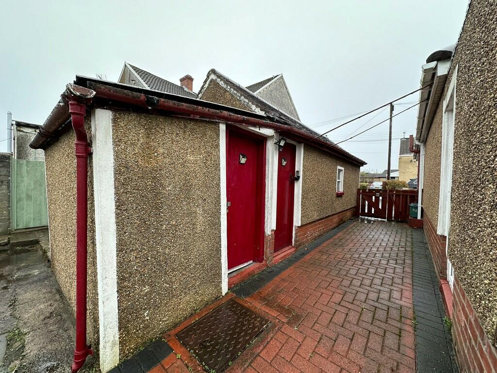 WhatsApp Image 20...