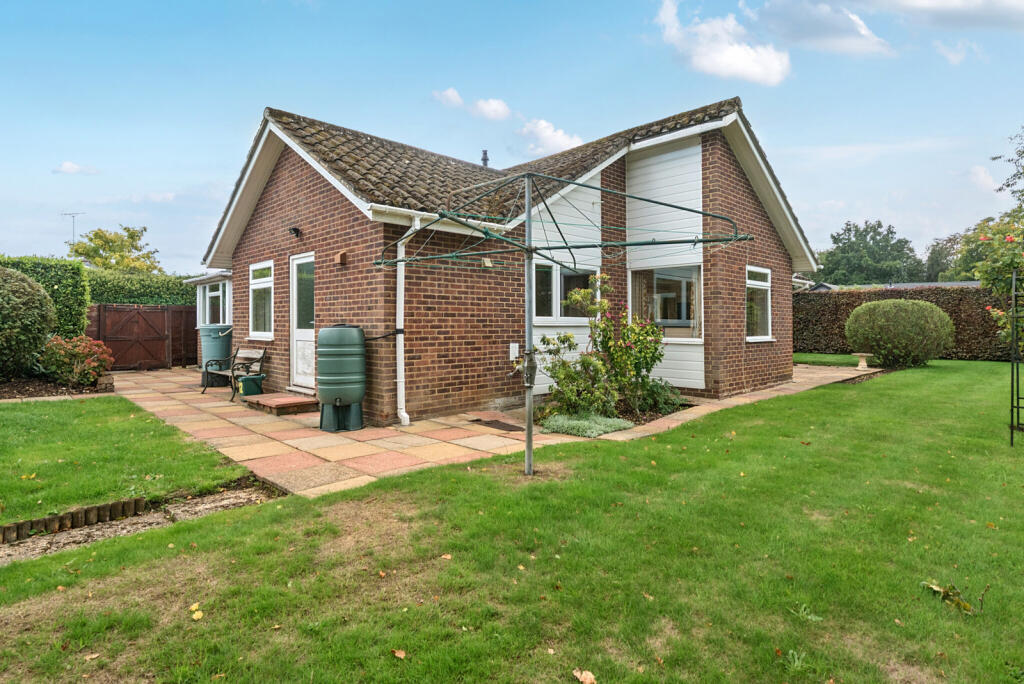 1350874-4-68c9b1d...