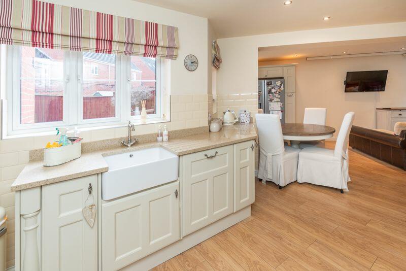 BREAKFAST KITCHEN