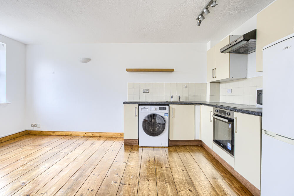 Kitchen/living room