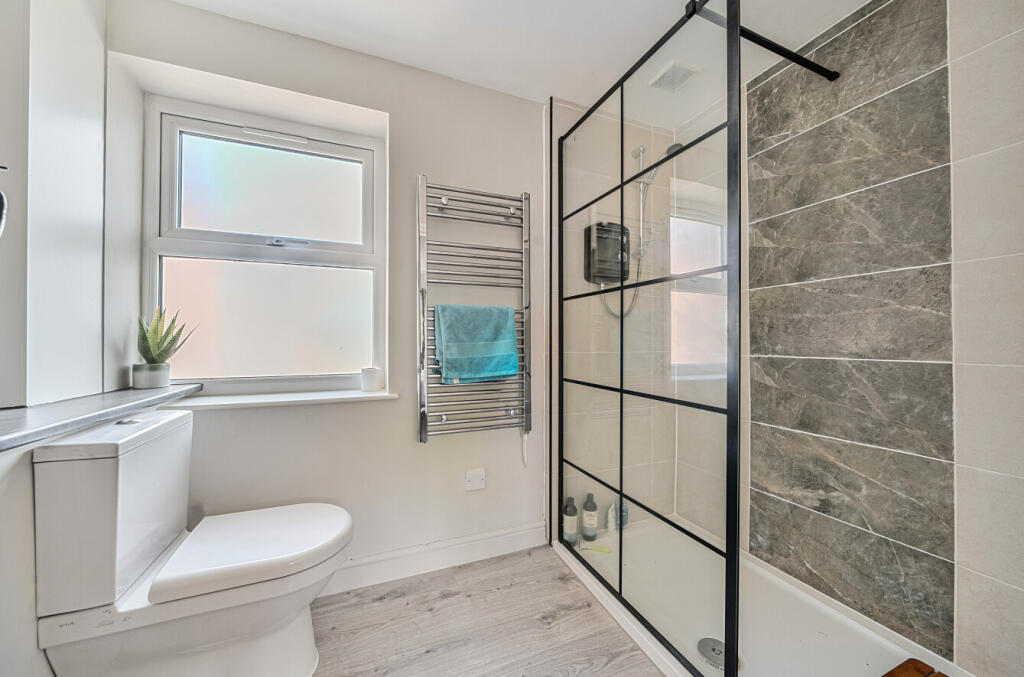 1294652-7-6827034...