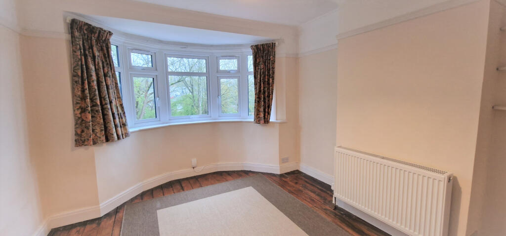 REAR BEDROOM