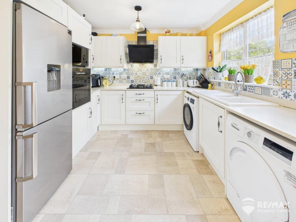 Kitchen Area.jpg