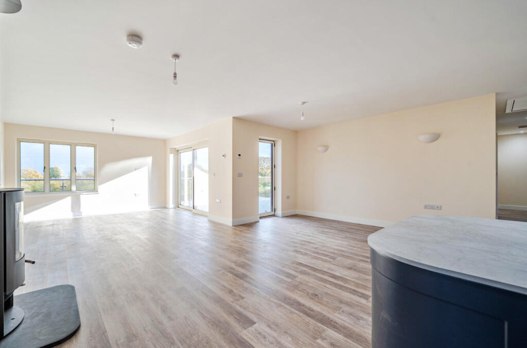 1376849-16-6911e3...