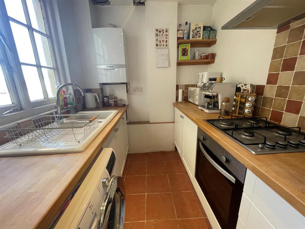 Kitchen.jpg