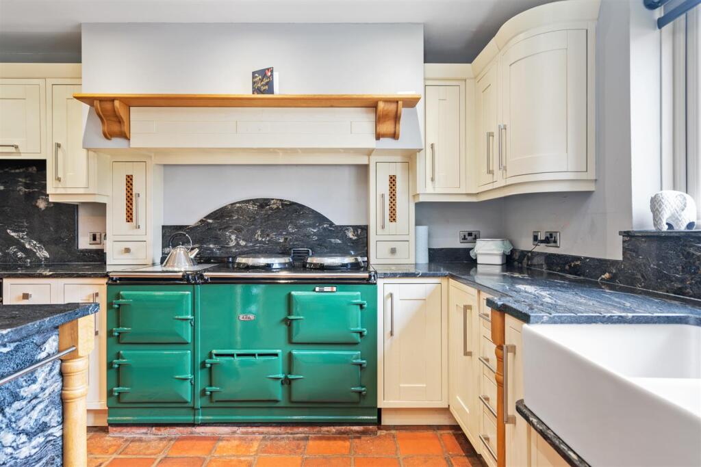 Beechnut House-18_lo.jpg