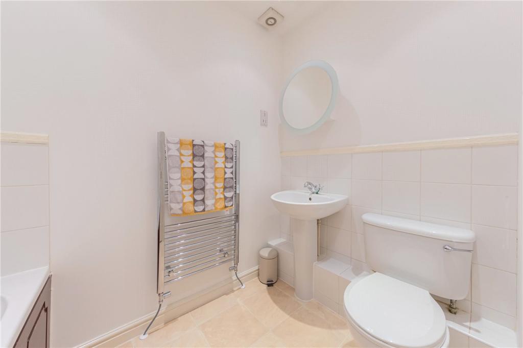 En Suite Bathroom