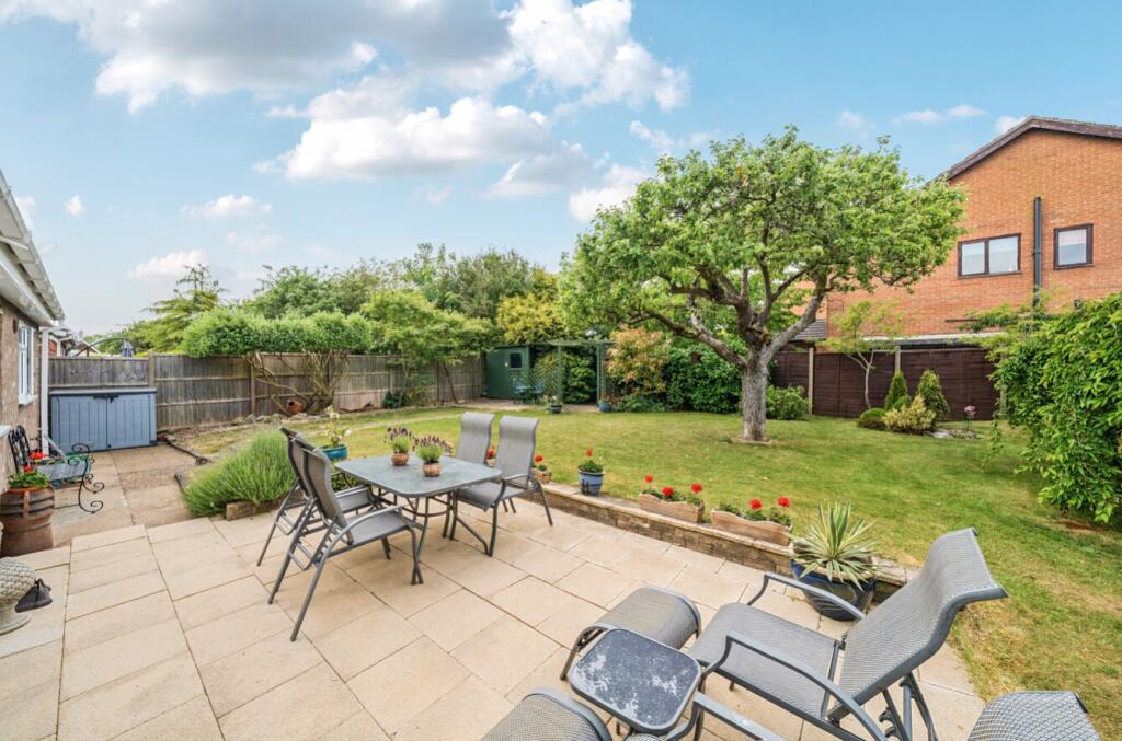 1296157-3-682dac1cc5afb-ARW