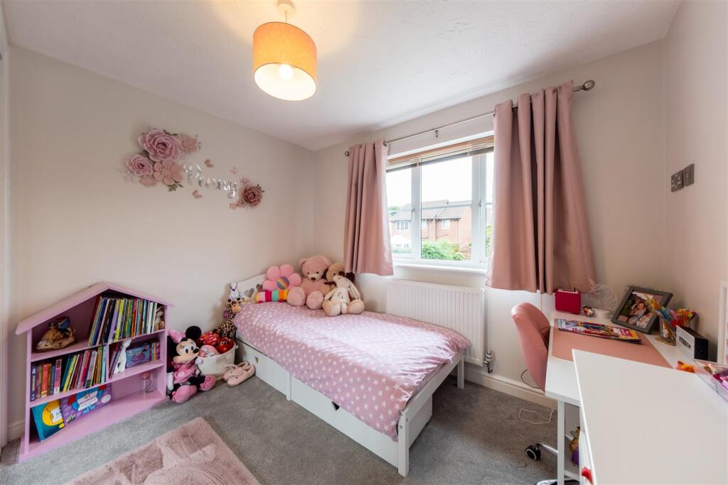 14 Carnoustie Close-025.JPG