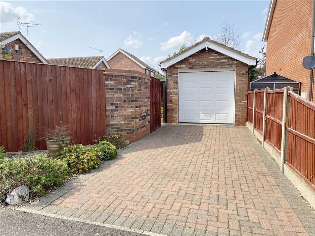 Garage: