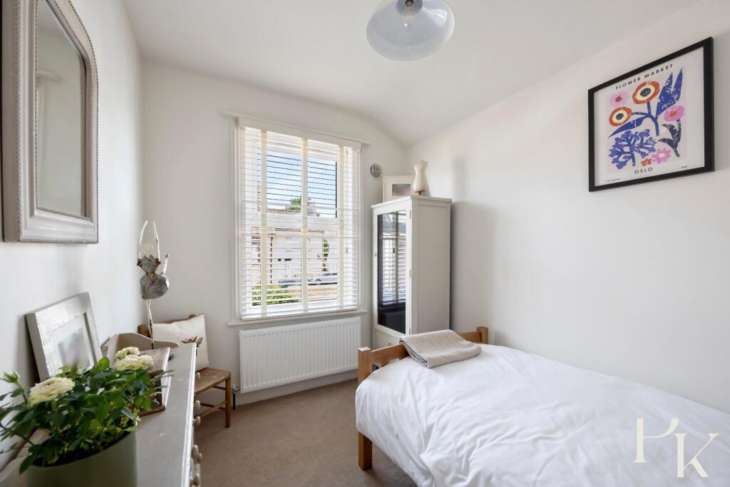 Abinger Road, 7-005.jpg