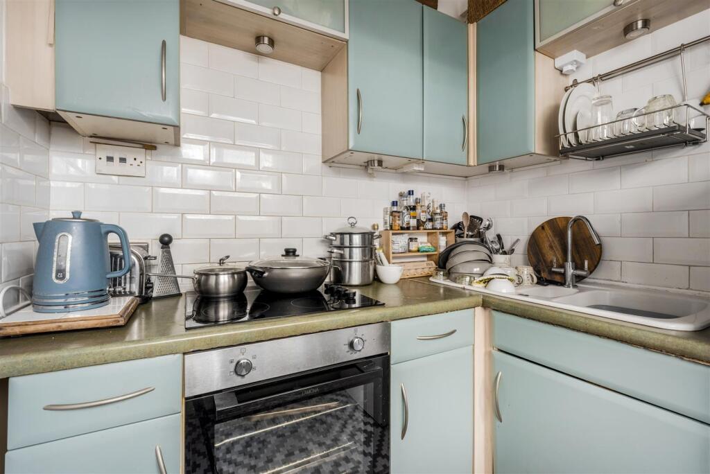34 Westbourne Villas_3.jpg