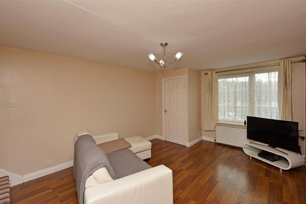 Living Room: