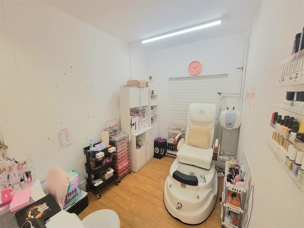 Salon