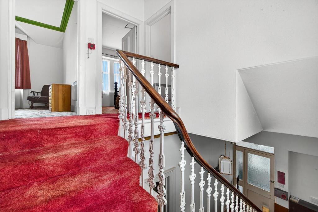 12_17 stanlane place, largs_19.jpg