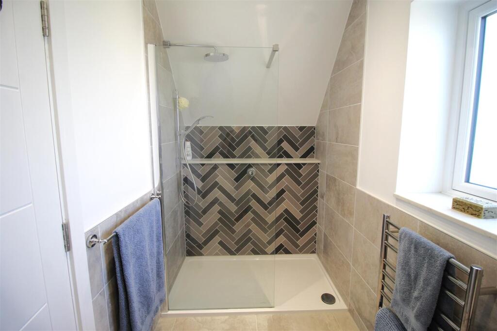 Master Bedroom Ensuite