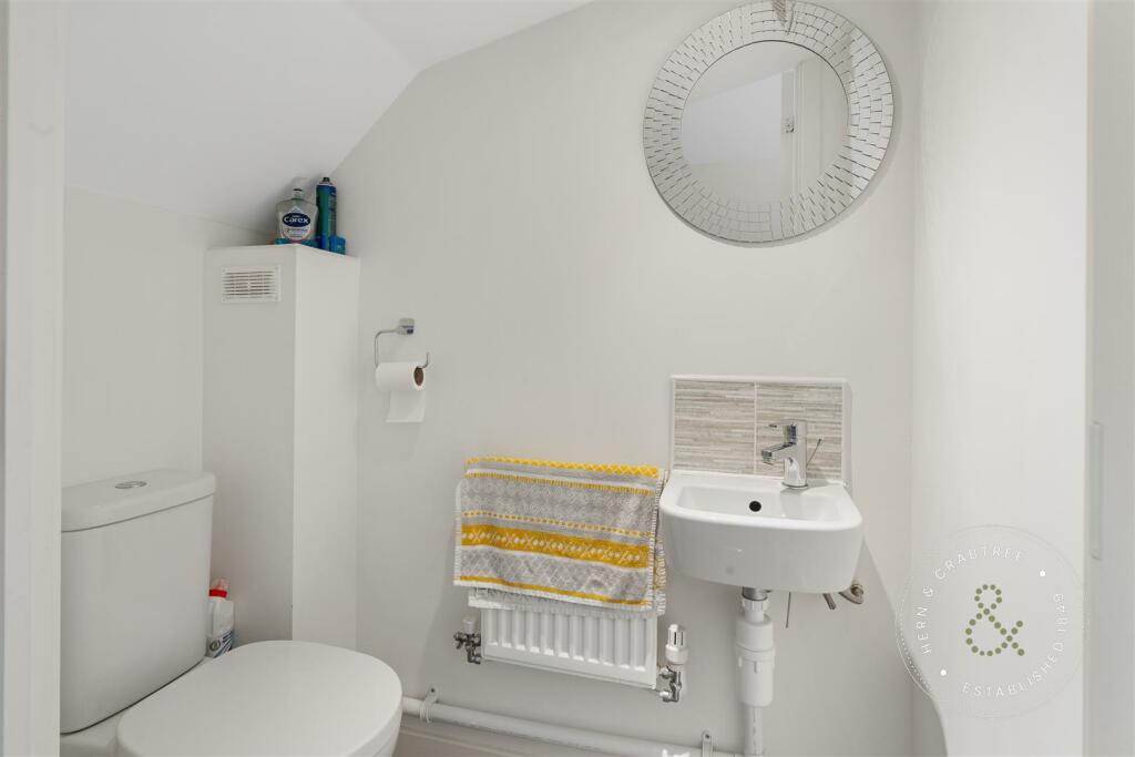 Rees Drive, HernCrabtree (16).jpg