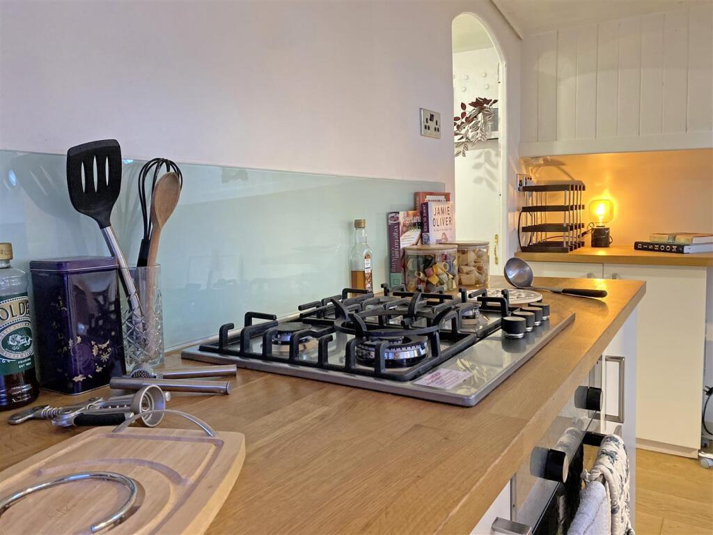 Kitchen Close up.jpg