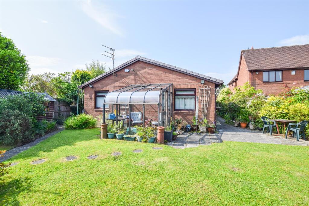 Constables - 2 Glendale Grove-14.jpg