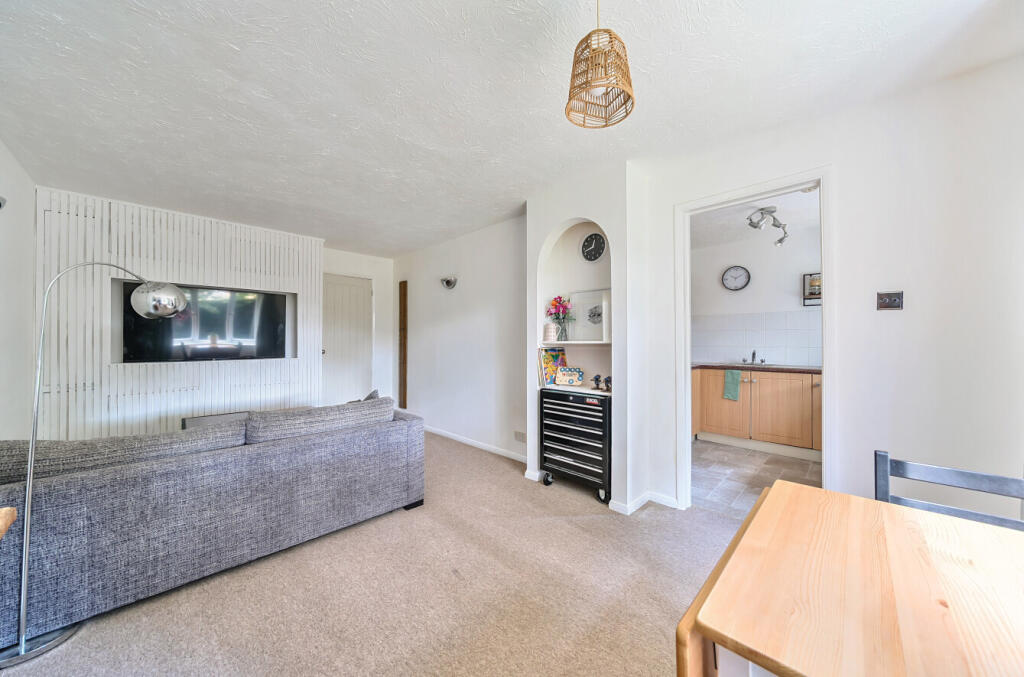 1310385-7-6859550...