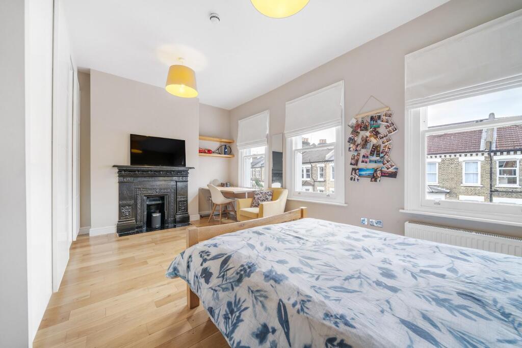 Bedroom 3.jpg