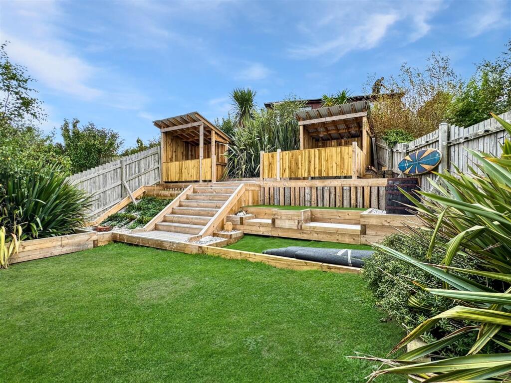 27 Stret Caradoc Garden