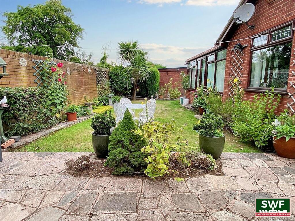 Garden2.jpg