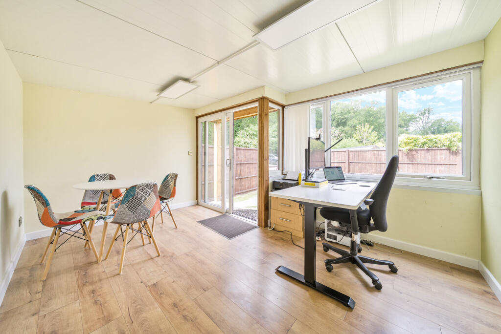 1295519-15-682b0e...