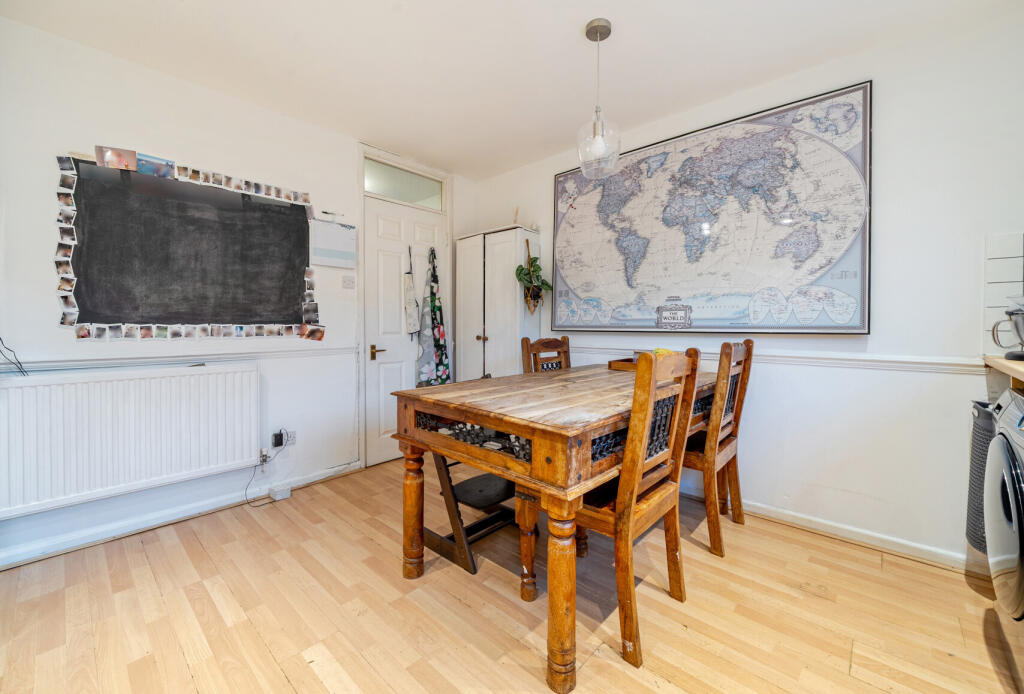 1376615-7-6911d69...