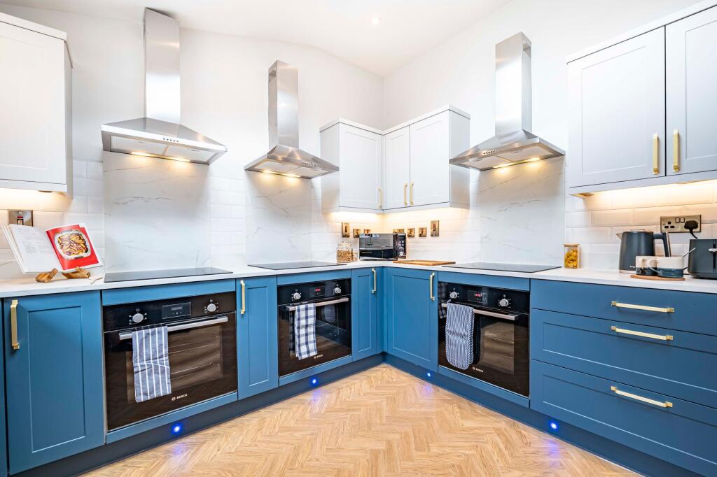 Living Area &amp; Kitchen