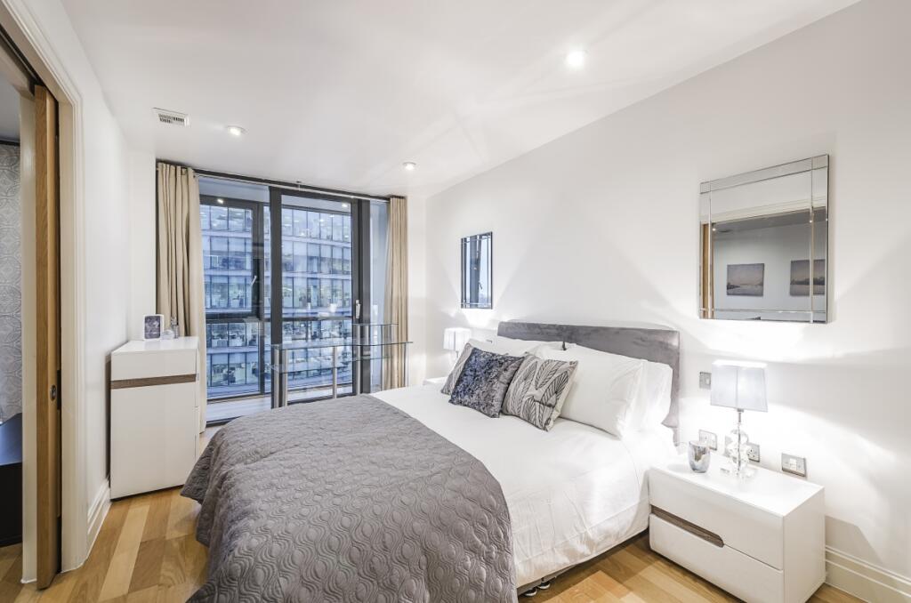 Sheldon Square006