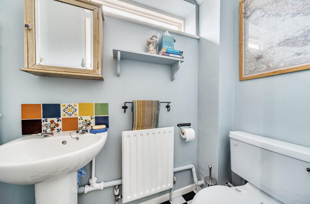 1314409-16-685c19...