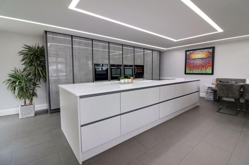 Kitchen/Diner/Family Room