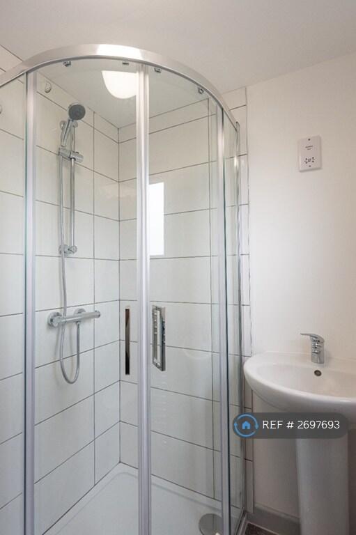 Shower Room 2