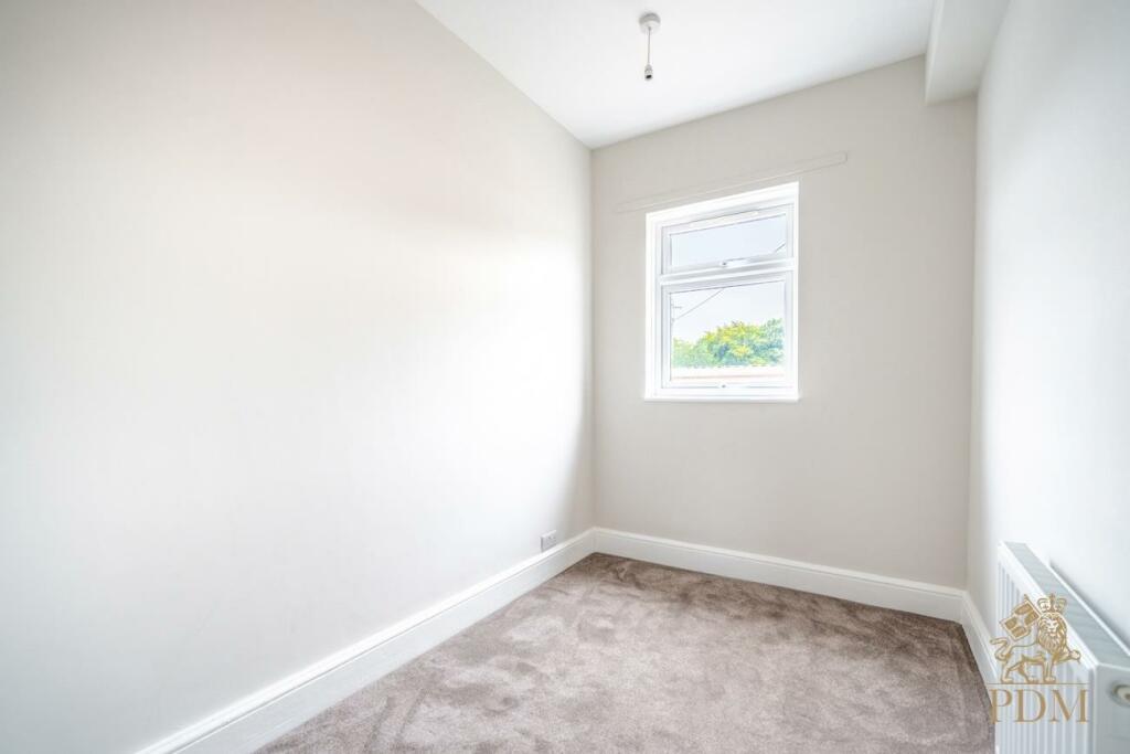 28 Loscoe Road Mapperley NG5 2AW