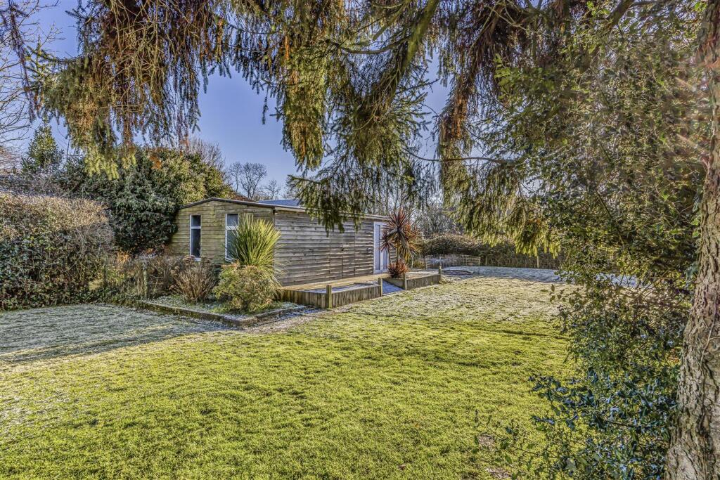 29 New Road, Lovedean-PorticoMarketing-SoldBy-35.J