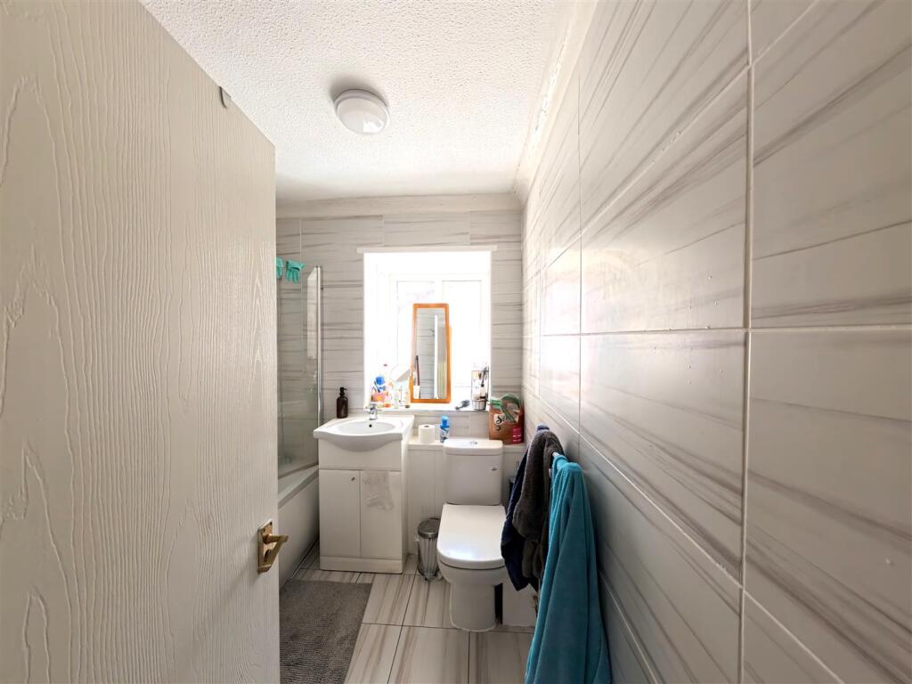 toilet 1.jpg