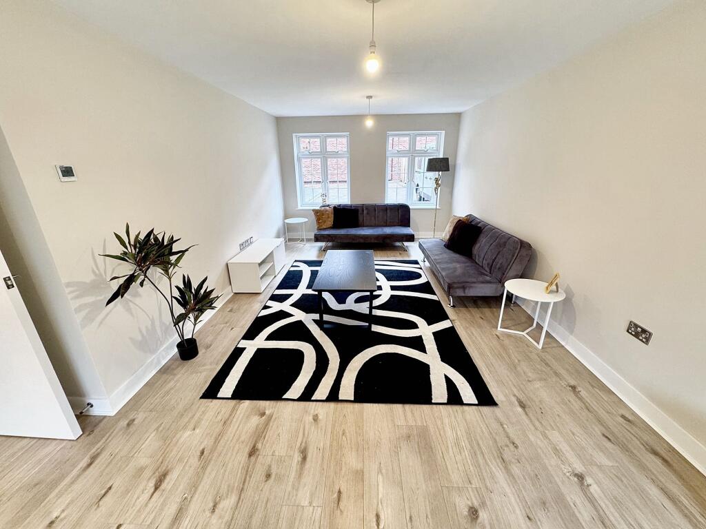 Lounge / Diner / Kitchen