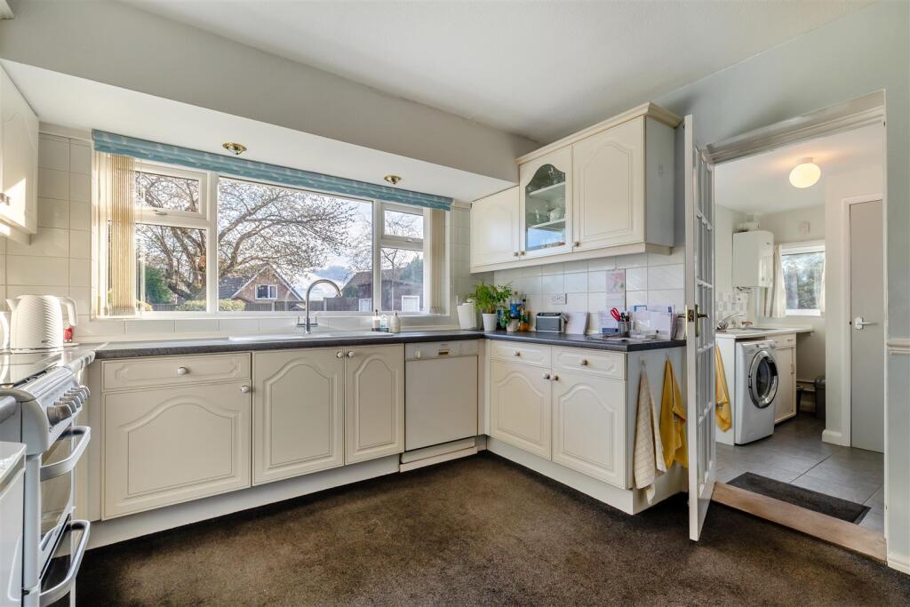 8641854-interior23.jpg