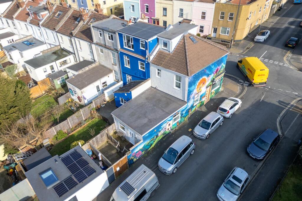 Flats 1-4 at 81 Devon Road Bristol BS5 6ED Freehol