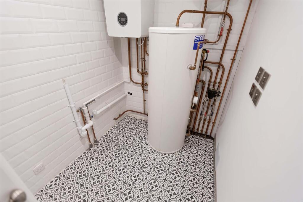 Adelaide Crescent_32.jpg