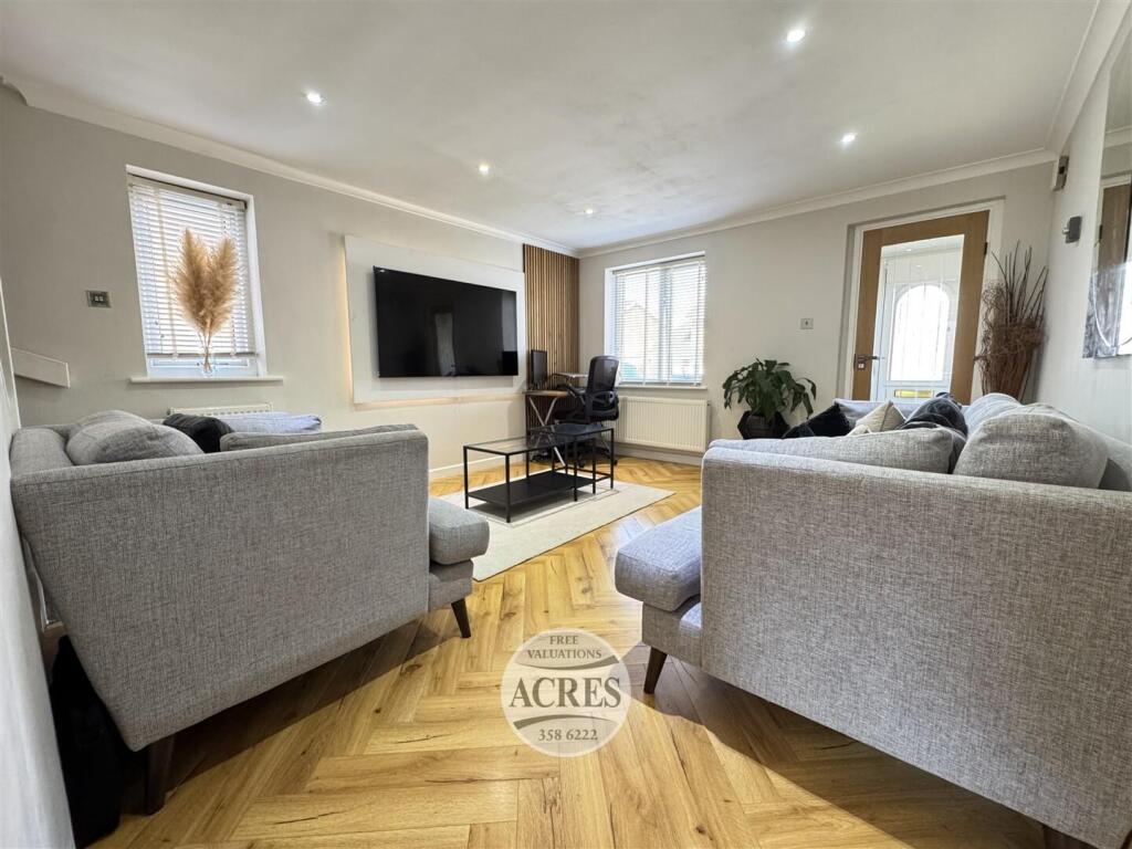 IMG_5450 (Large).jpg