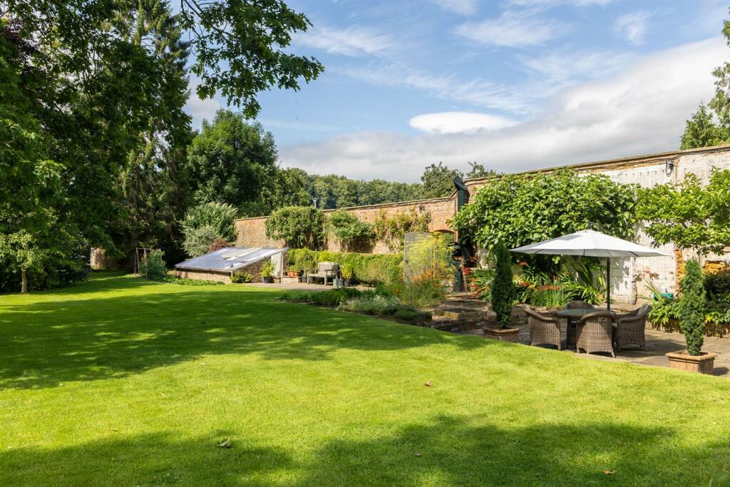 Walled Garden