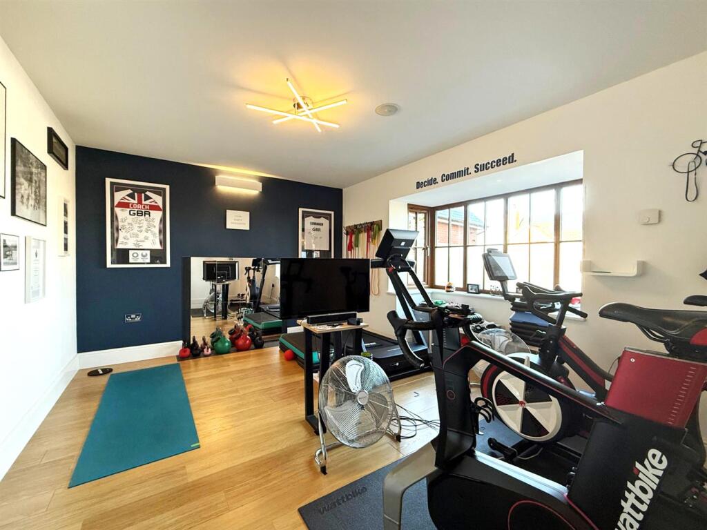 thumbnail_image5 (3).jpg