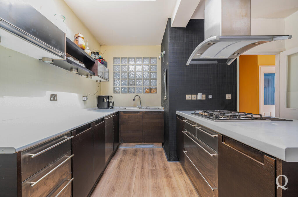 701d7fd7-8590-4f0...