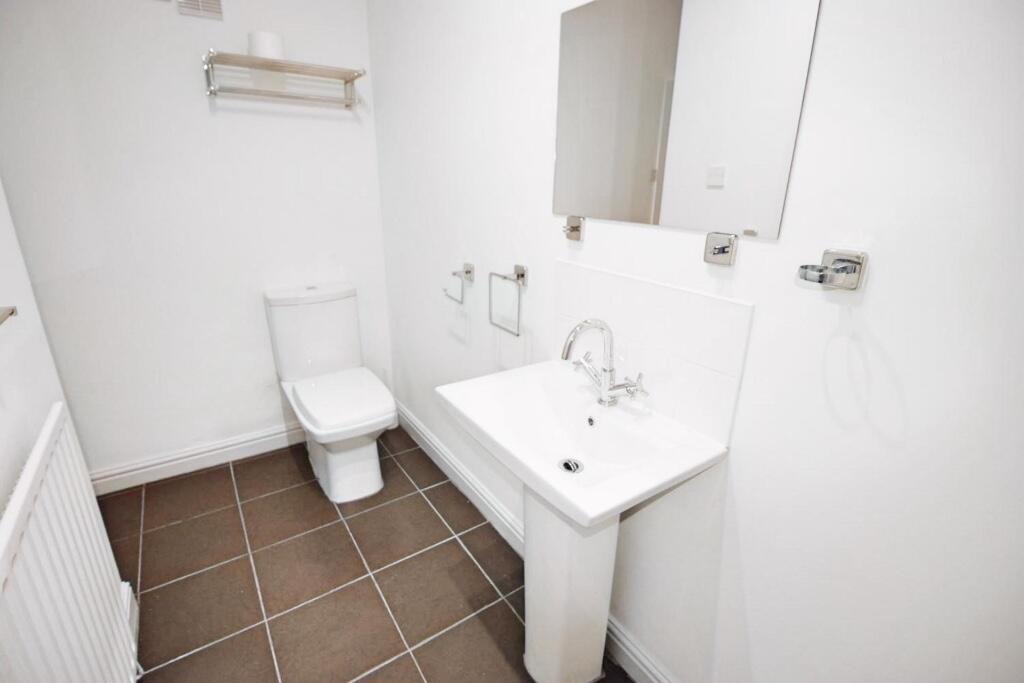 Annex - Bathroom