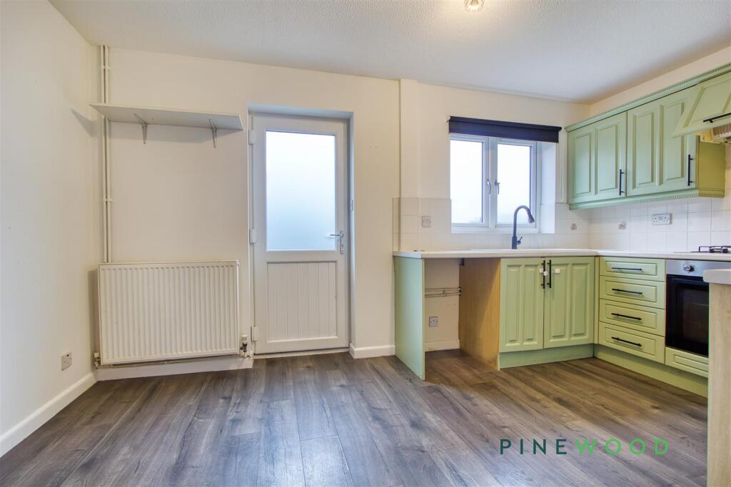 KITCHEN / DINER