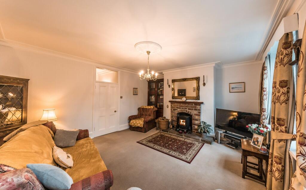 Sitting/Living room